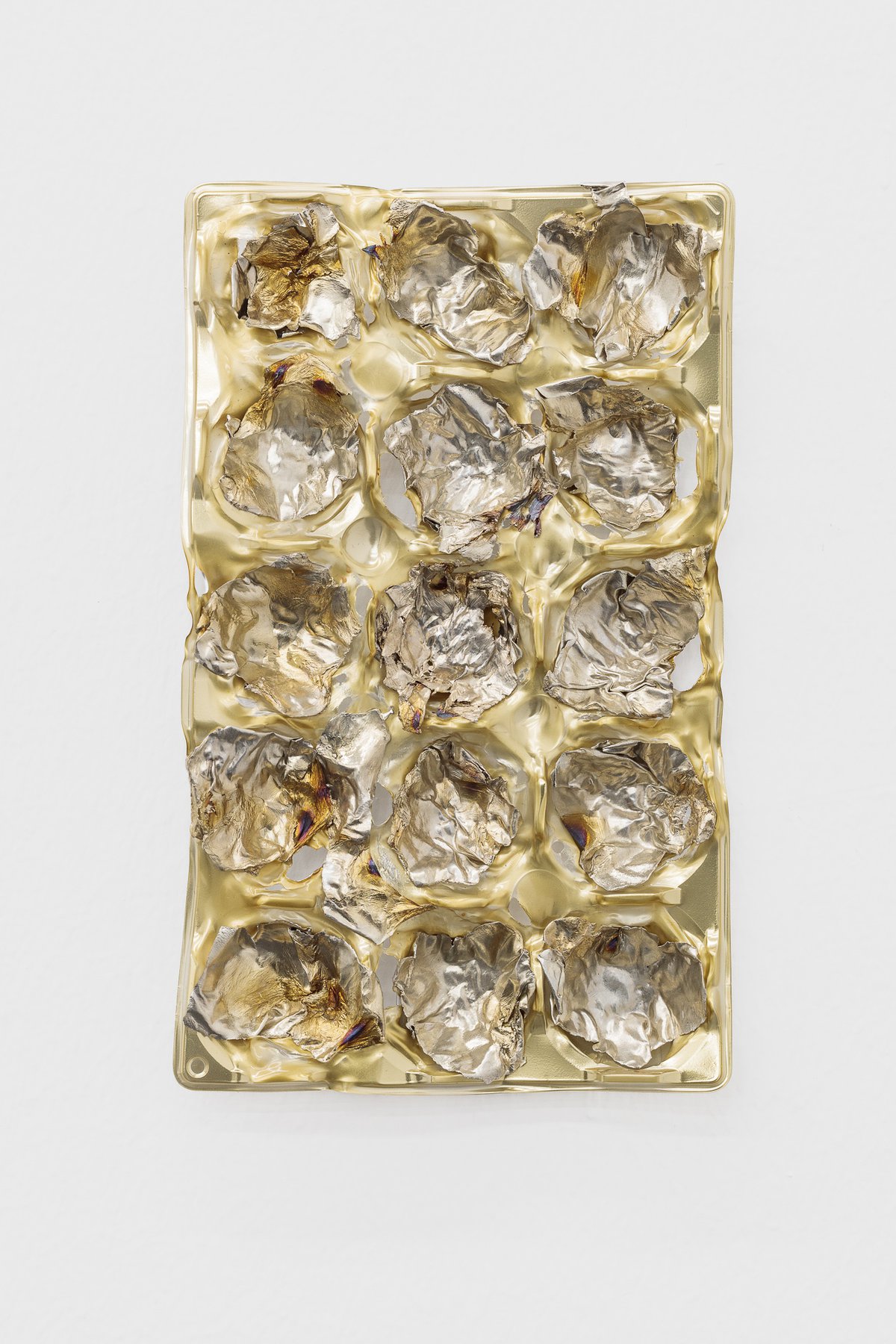Josef StrauSpheres in a bonbon tray, 2023tin17 x 10 x 2 cm