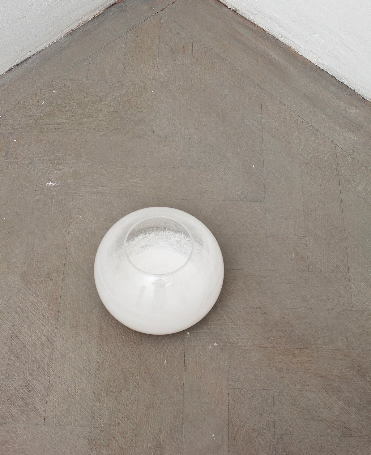 Giovanni ObertiUntitled (Sphere, Limestone), 2012Glass bowl, water, limestone25 cm (d)