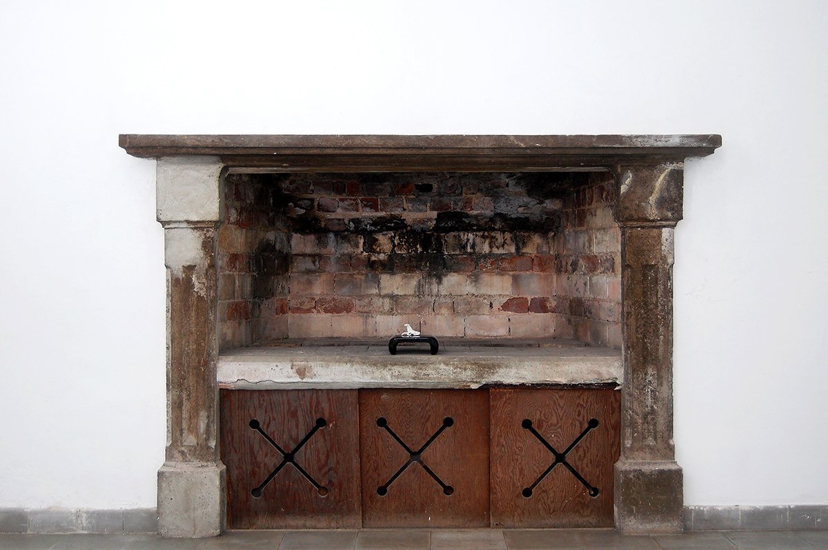 Dominique KnowlesMelancholia, 2016Wood stone porcelain (fireplace built by artist‘s great grandfather Edward “Popop” Dillet in the 1920s)Dimensions variable