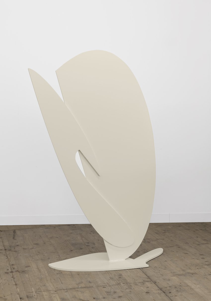 Andy BootUntitled, 2016Aluminum, paint174 x 102 x 45 cm